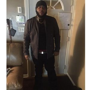 Meet your Posher, Jerry